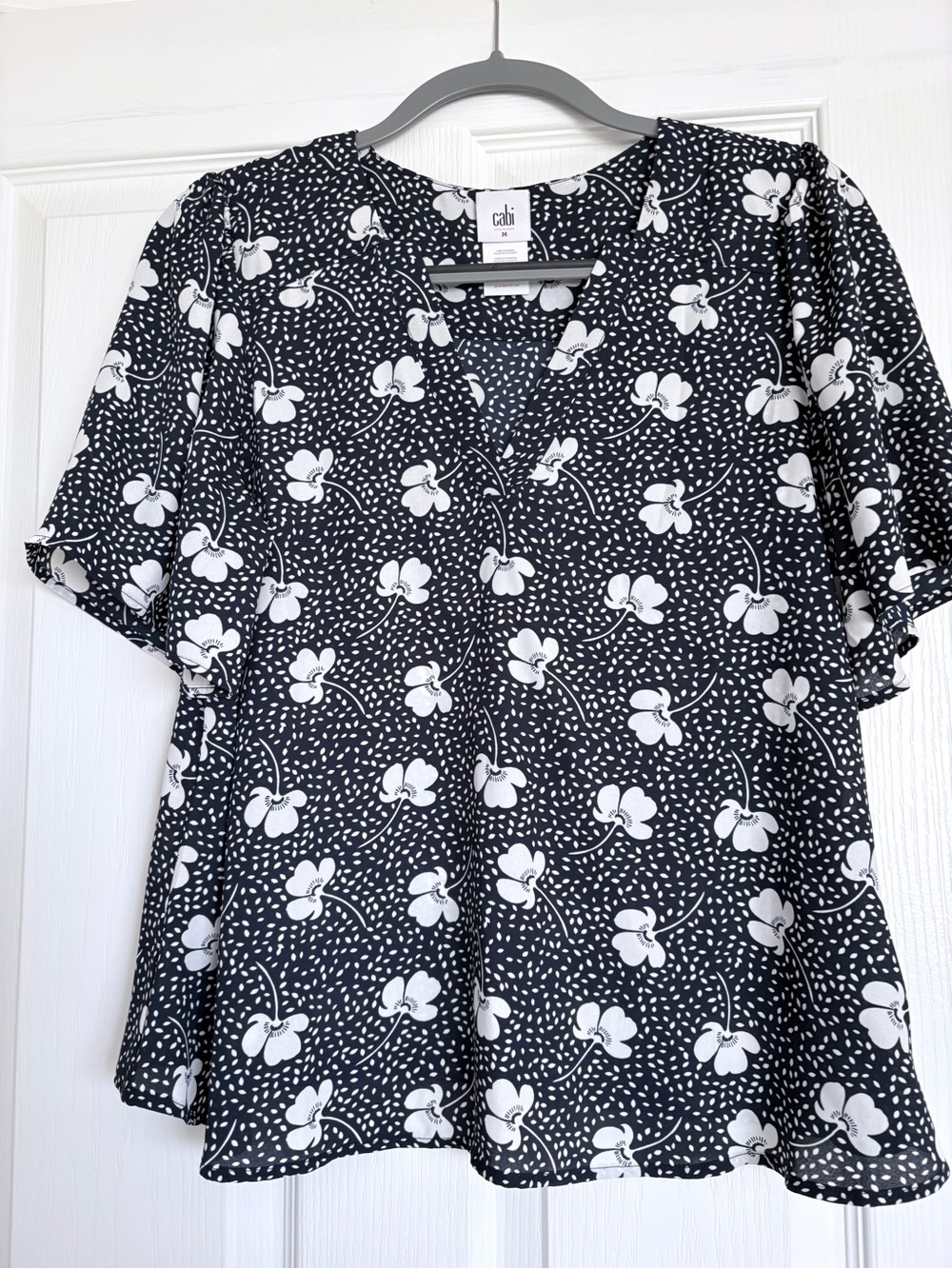 Cabi Navy & White Floral V-Neck Flutter Sleeve Top